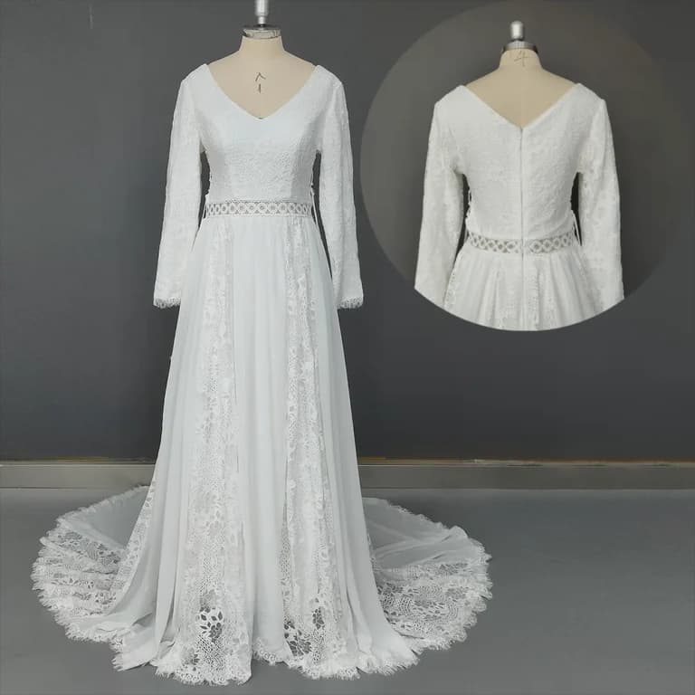 Robe de mariée deux pièces bohème : top et jupe assortis